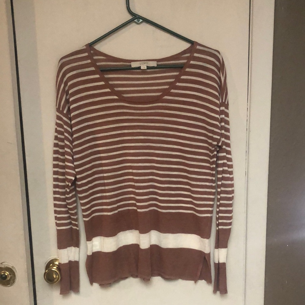 LOFT Striped Brown and White Sweater
Length 26”
Good condition